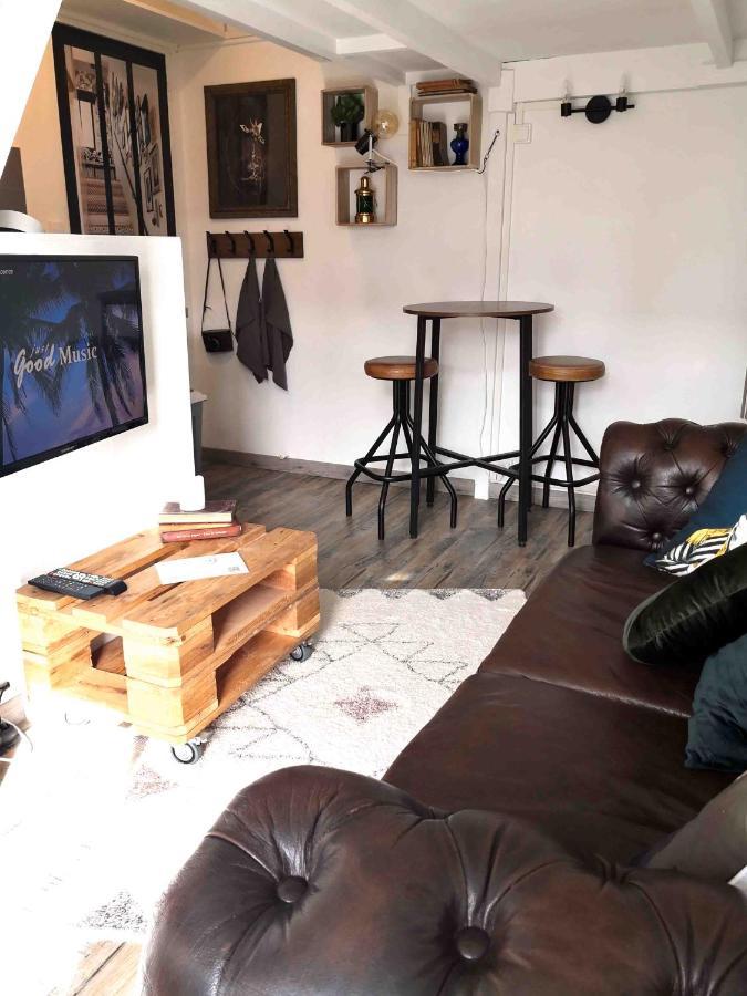 L'Intimiste A St Lo - Studio Duplex Prive - Atypique - Netflix - Wifi - Parking Gratuit - Entree Autonome Appartement Saint-Lo Buitenkant foto